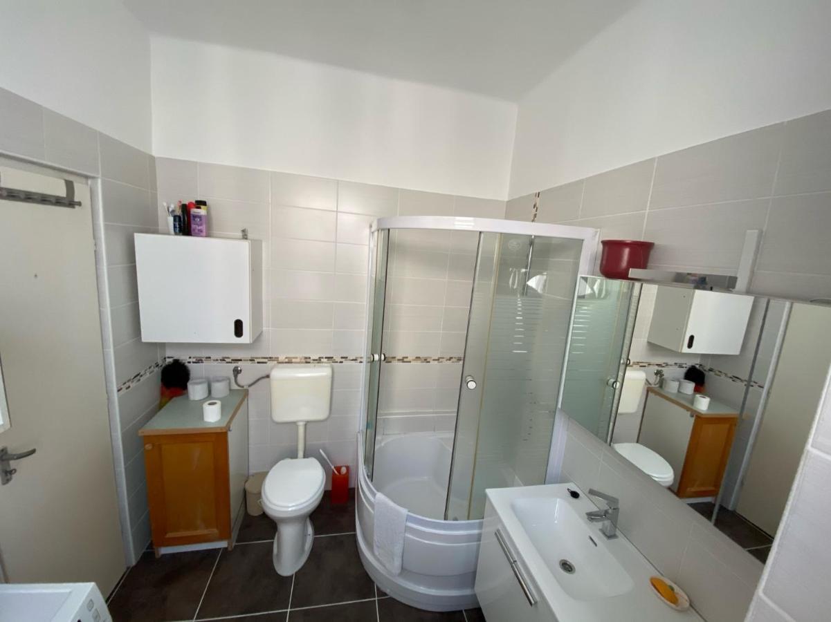 Balazs Apartman Eger Exterior foto