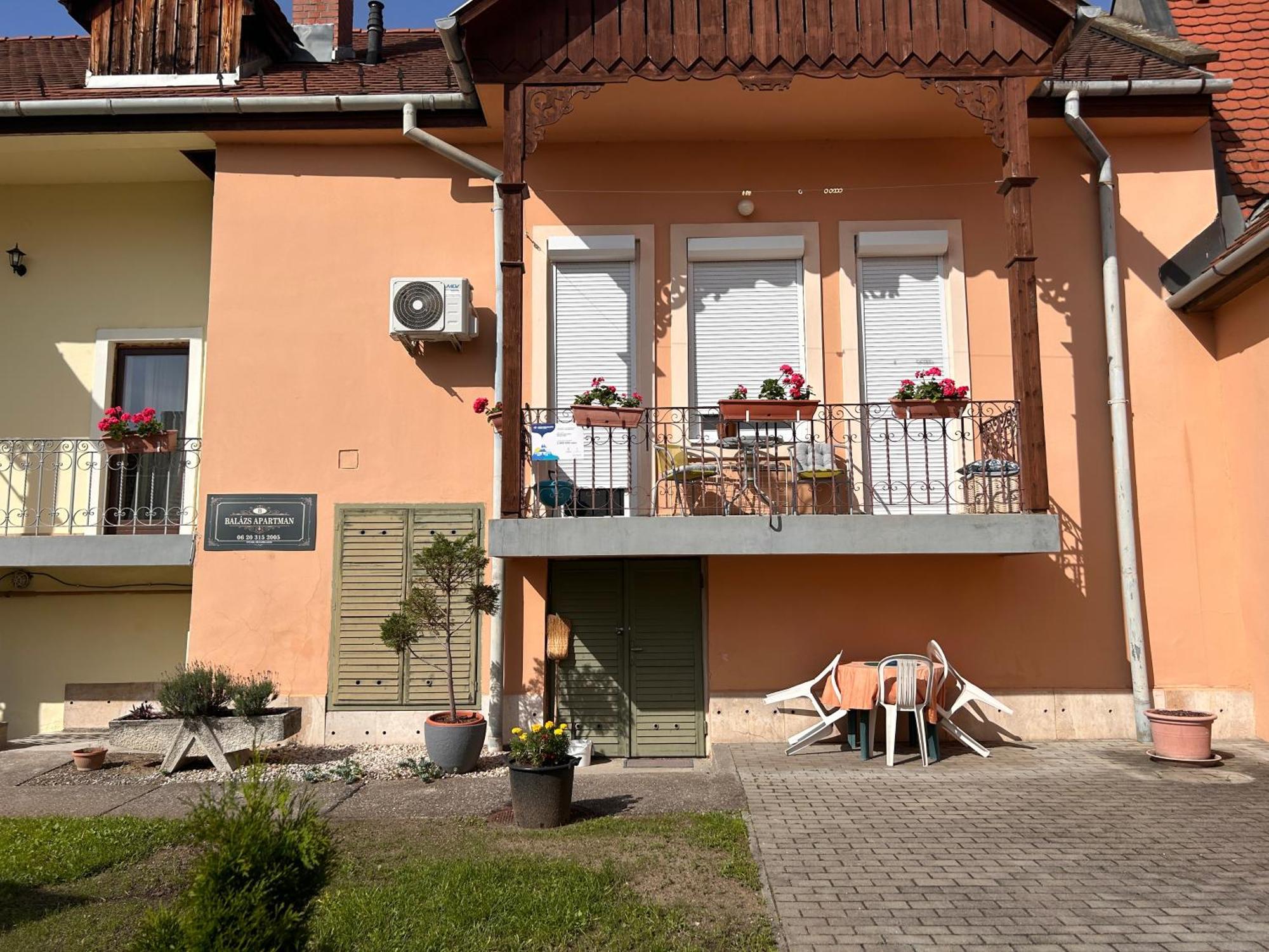 Balazs Apartman Eger Cameră foto